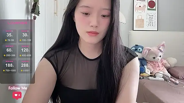 Snapshot of rose-u chatting on July 14, 2:05 am rose-u online show from July 14, 2:05 am