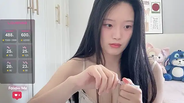 rose-u online show from April 24, 1:18 am