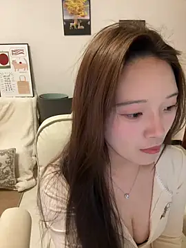 Snapshot of rose-u chatting on February 27, 3:08 am rose-u online show from February 27, 3:08 am