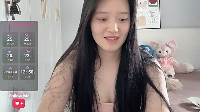 Snapshot of rose-u chatting on June 5, 6:52 am rose-u online show from June 5, 6:52 am