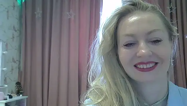 Snapshot of ZarinaSwift chatting on September 25, 4:40 am ZarinaSwift online show from September 25, 4:40 am