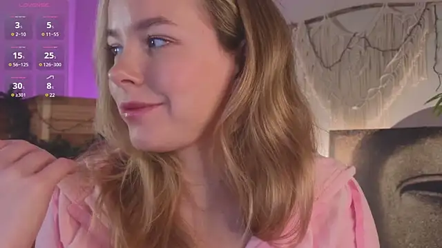 Snapshot of milly_shy chatting on January 28, 7:11 am milly shy online show from January 28, 7:11 am