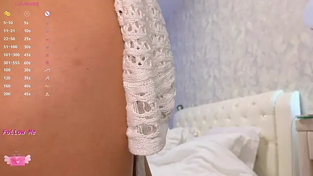 LaraSkinny online show from February 7, 3:36 am