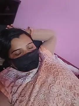 RESHMA 21 online show from June 18, 10:15 pm