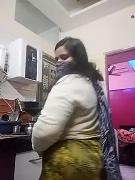 RESHMA 21 online show from May 4, 8:22 pm