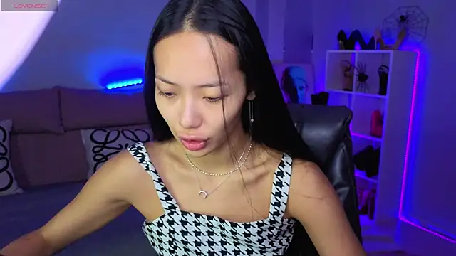  MIURA  online show from October 24, 1:04 am