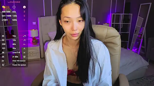 Snapshot of _MIURA_ chatting on February 6, 1:01 am MIURA online show from February 6, 1:01 am