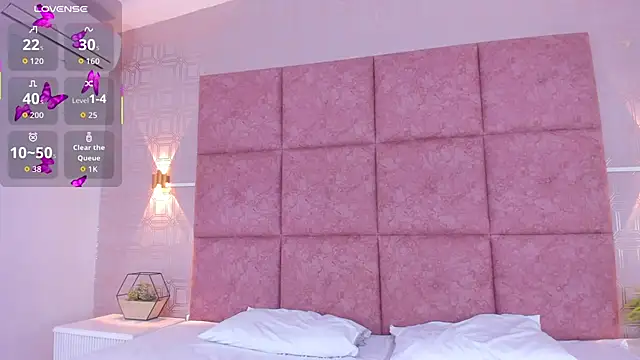 LiaVelez online show from February 17, 1:52 pm