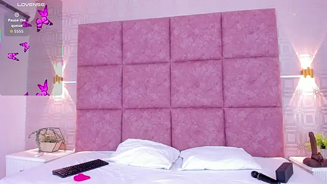 LiaVelez online show from March 30, 1:56 pm