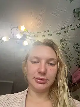 Snapshot of AmmyHot chatting on June 21, 3:56 am AmmyHot online show from June 21, 3:56 am