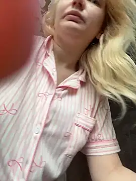 AmmyHot online show from March 12, 3:12 am