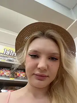 AmmyHot online show from April 7, 3:19 am