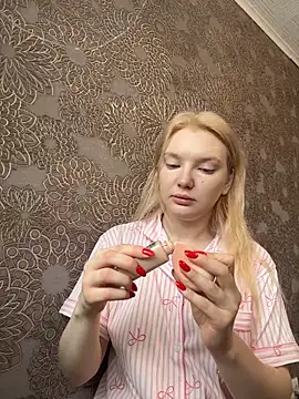 Snapshot of AmmyHot chatting on February 17, 4:10 am AmmyHot online show from February 17, 4:10 am