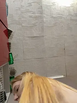 Snapshot of AmmyHot chatting on November 7, 4:17 am AmmyHot online show from November 7, 4:17 am