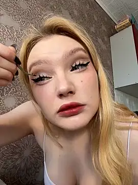 Snapshot of AmmyHot chatting on November 18, 4:05 am AmmyHot online show from November 18, 4:05 am