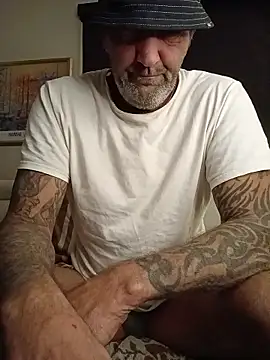 Hotbodyscottie online show from January 13, 10:19 am