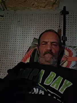 Hotbodyscottie online show from June 20, 9:25 am