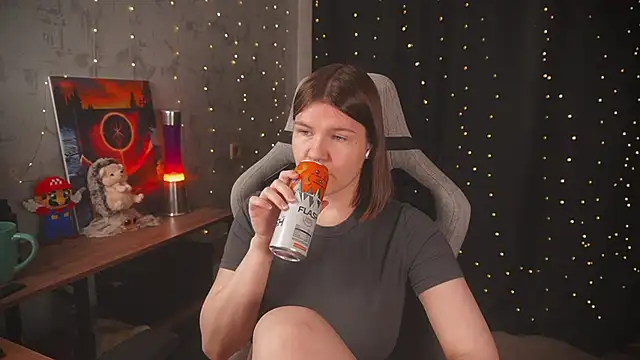 cuteamberlyyy online show from February 27, 5:07 am