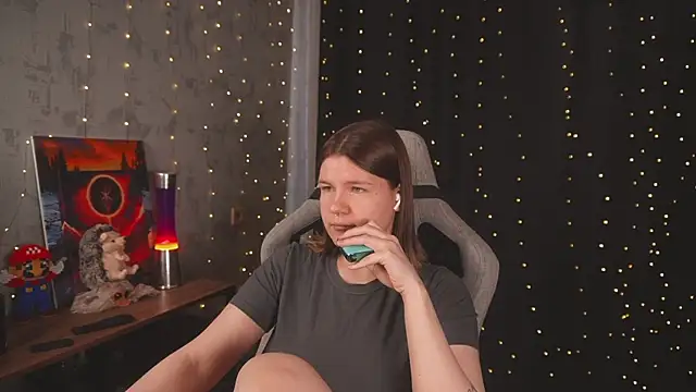 cuteamberlyyy online show from April 1, 4:47 am