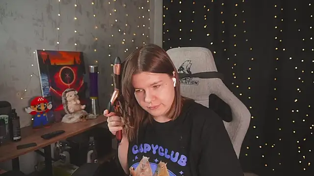 cuteamberlyyy online show from April 28, 3:44 am
