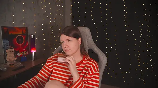 cuteamberlyyy online show from December 22, 4:56 am