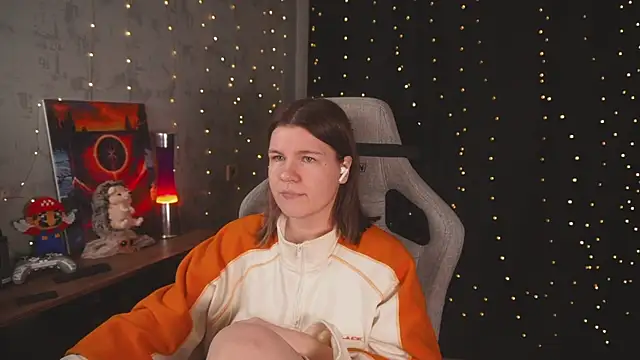 cuteamberlyyy online show from April 13, 12:14 am