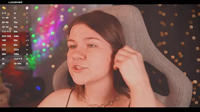 cuteamberlyyy online show from June 19, 7:14 am