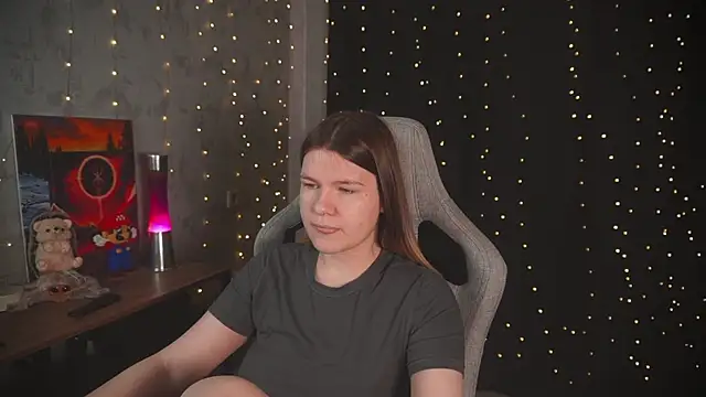 Snapshot of cuteamberlyyy chatting on November 3, 3:45 am cuteamberlyyy online show from November 3, 3:45 am