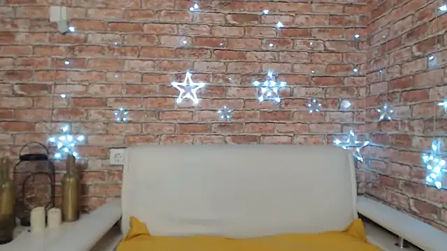 Amelia Kiss  online show from February 26, 3:57 am