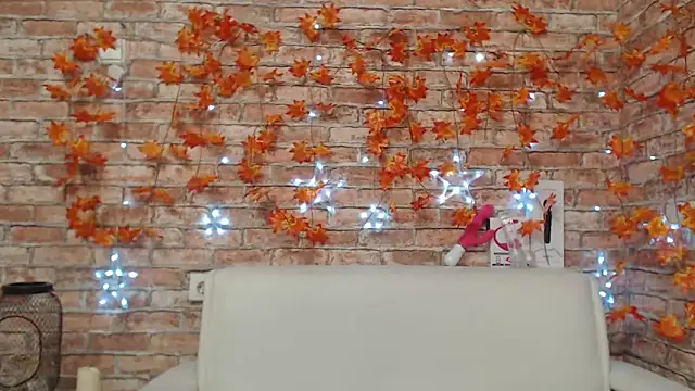 Amelia Kiss  online show from November 20, 12:55 am