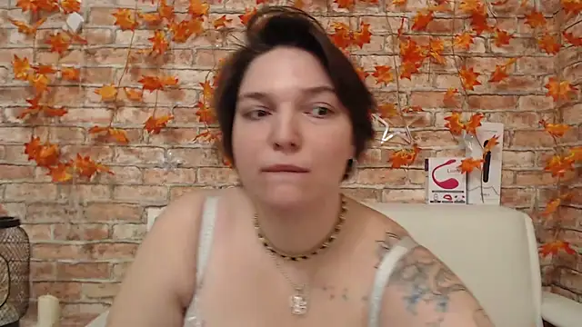 Amelia Kiss  online show from December 1, 12:33 am