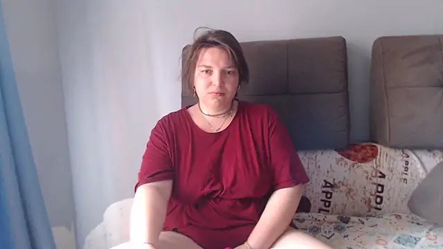 Amelia Kiss  online show from June 22, 1:55 am