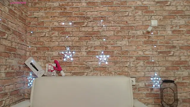 Amelia Kiss  online show from February 24, 12:55 am