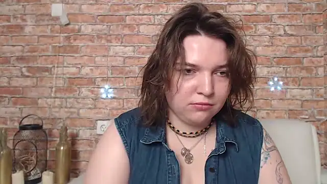Amelia Kiss  online show from March 20, 12:51 am