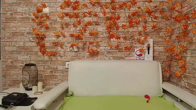 Amelia Kiss  online show from November 8, 12:47 am