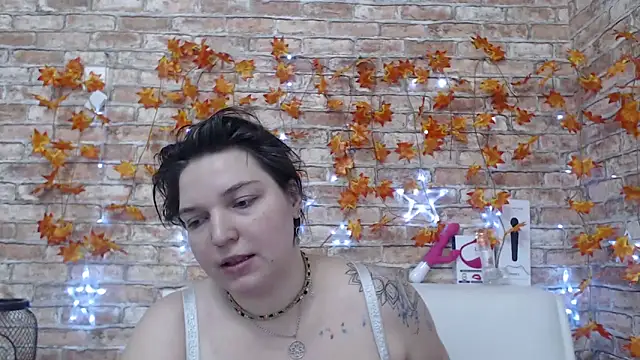 Amelia Kiss  online show from December 2, 12:55 am