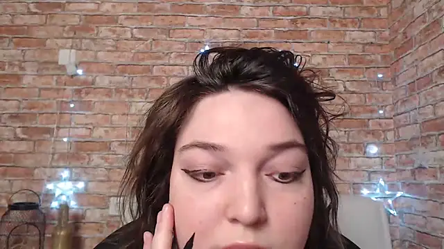 Amelia Kiss  online show from March 4, 12:39 am