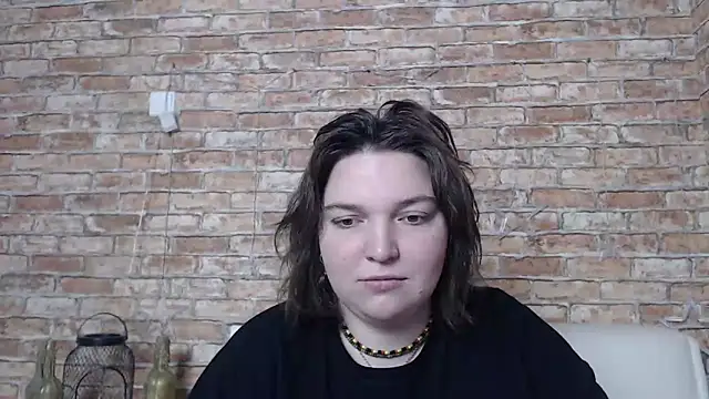 Amelia Kiss  online show from February 21, 12:38 am