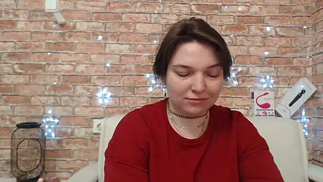 Amelia Kiss  online show from February 19, 12:51 am