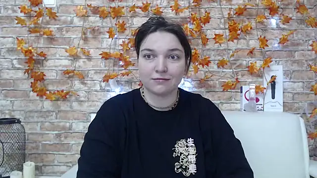 Amelia Kiss  online show from November 7, 12:48 am