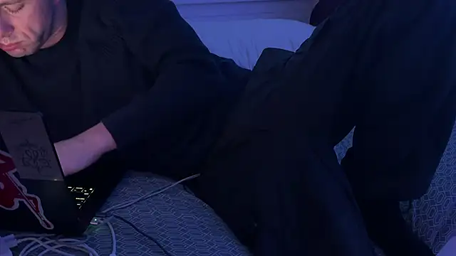 Snapshot of CupidZass chatting on January 9, 11:44 pm CupidZass online show from January 9, 11:44 pm