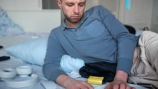 Snapshot of CupidZass chatting on February 17, 8:50 pm CupidZass online show from February 17, 8:50 pm