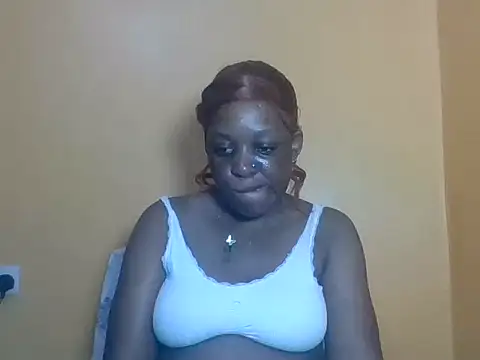 Prettyblackgal online show from May 4, 7:22 am