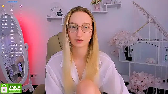  Ri na  online show from March 3, 12:28 pm