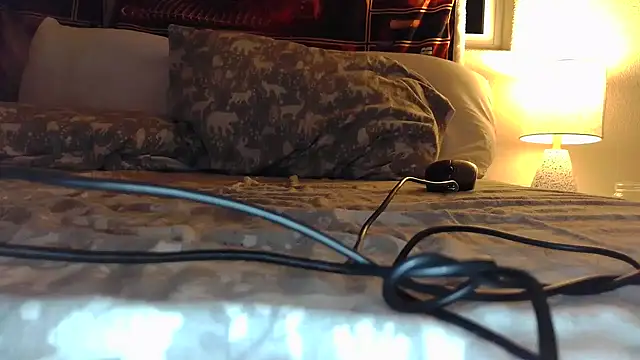 Snapshot of sclax38 chatting on February 6, 10:58 am sclax38 online show from February 6, 10:58 am