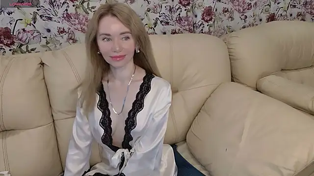 Bambixxxbaby online show from May 16, 5:28 am