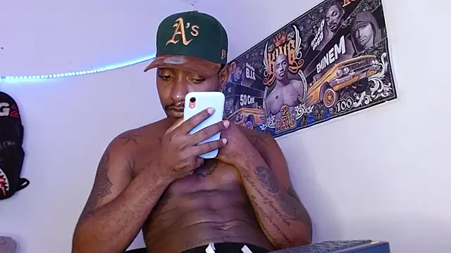 king  Black online show from February 25, 3:23 pm