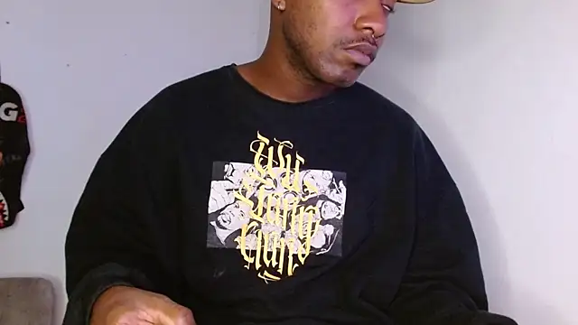 king  Black online show from December 19, 9:44 am