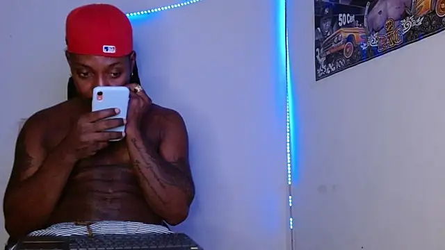 Snapshot of king__Black chatting on July 16, 3:25 am king Black online show from July 16, 3:25 am