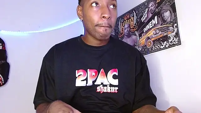 king  Black online show from February 1, 8:18 pm